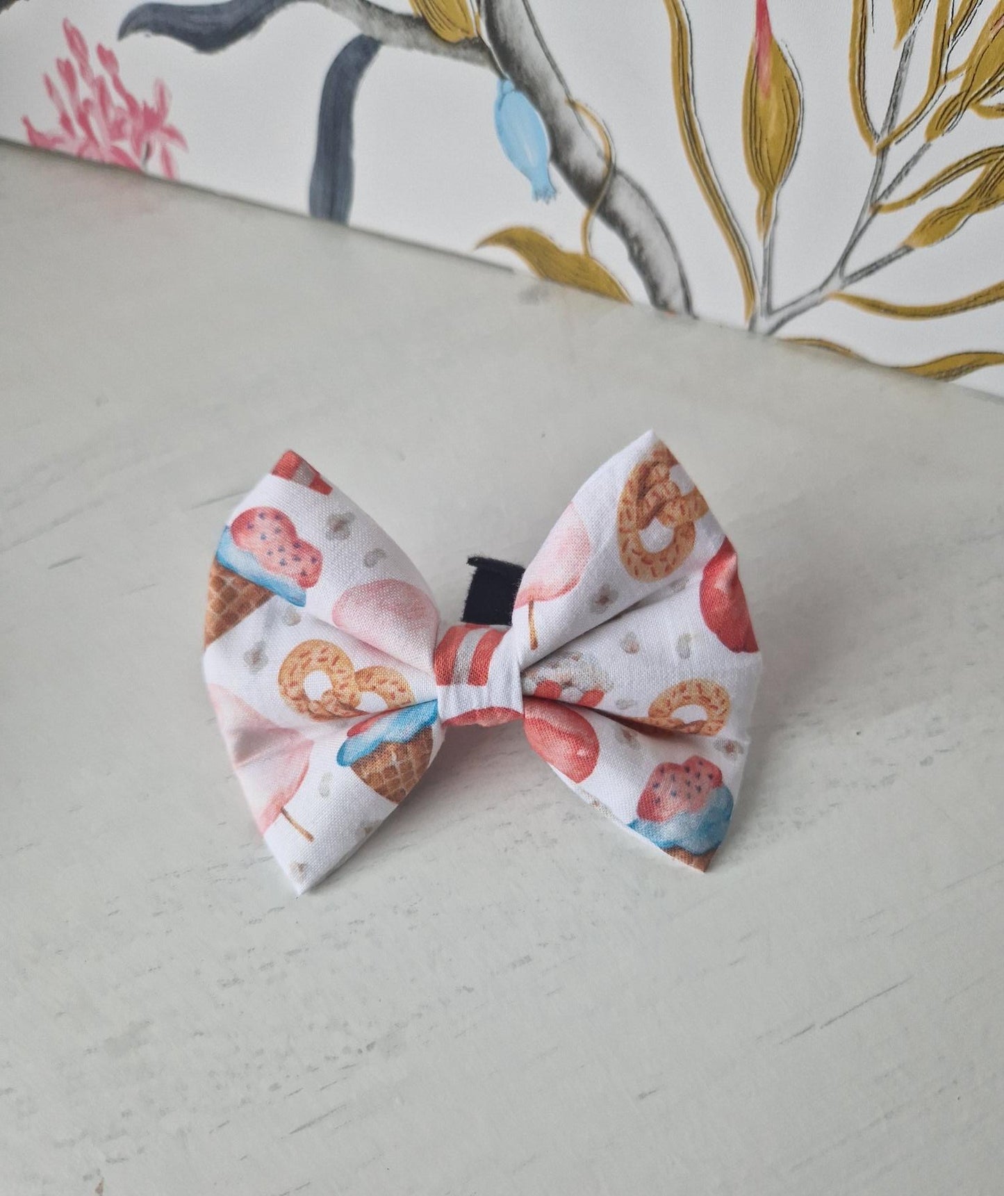 Carnival Bow