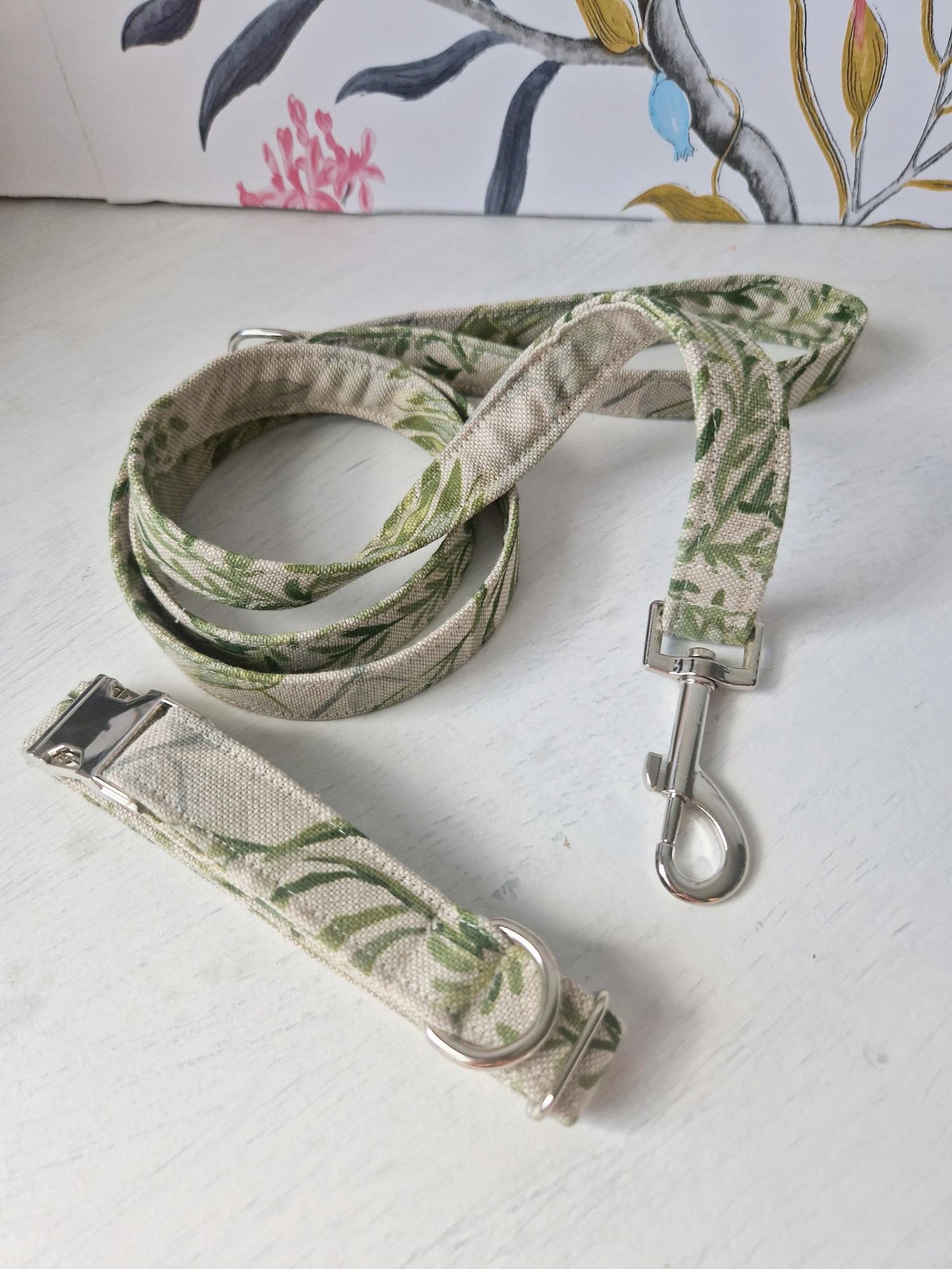 Fern & foilage Dog Collar