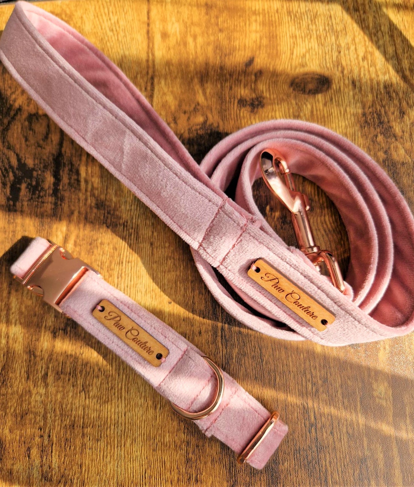 Velvet English Rose Dog Lead