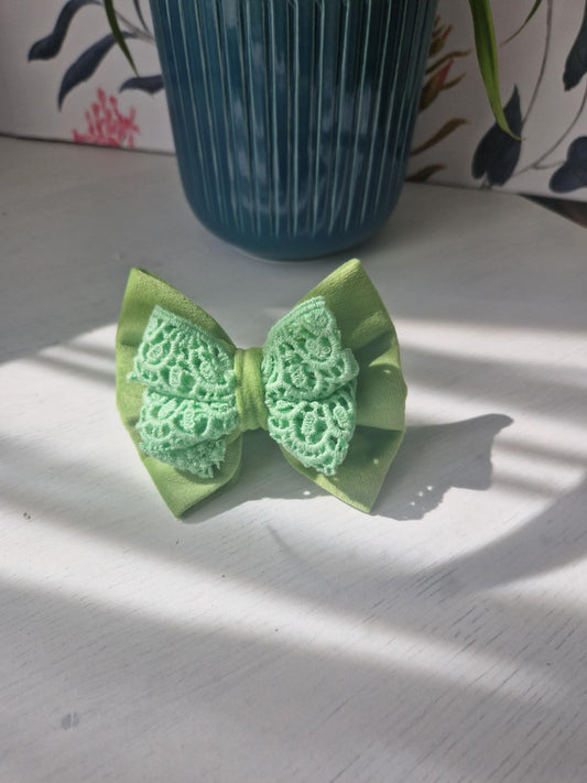 Coachella & Lime Bow